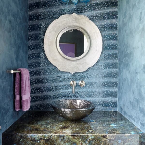 Heidi_Holzer_Blue_Venetian_Plaster_Walls_Powder_Room-600x600