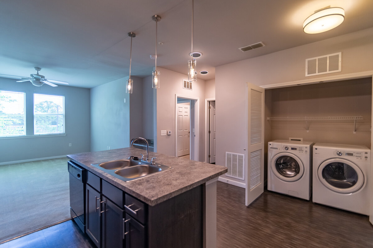 042924ATLGranite Crossing-55