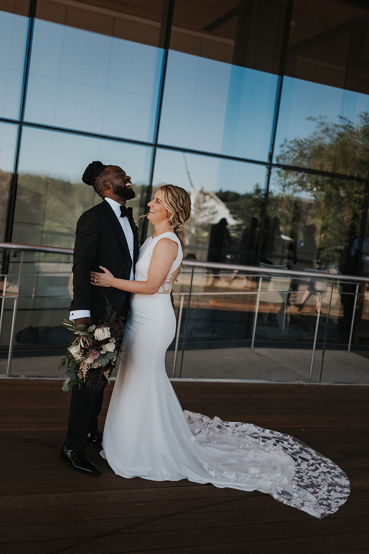 Photos by Canadian wedding and elopement photographer Sarah Rolles Photography