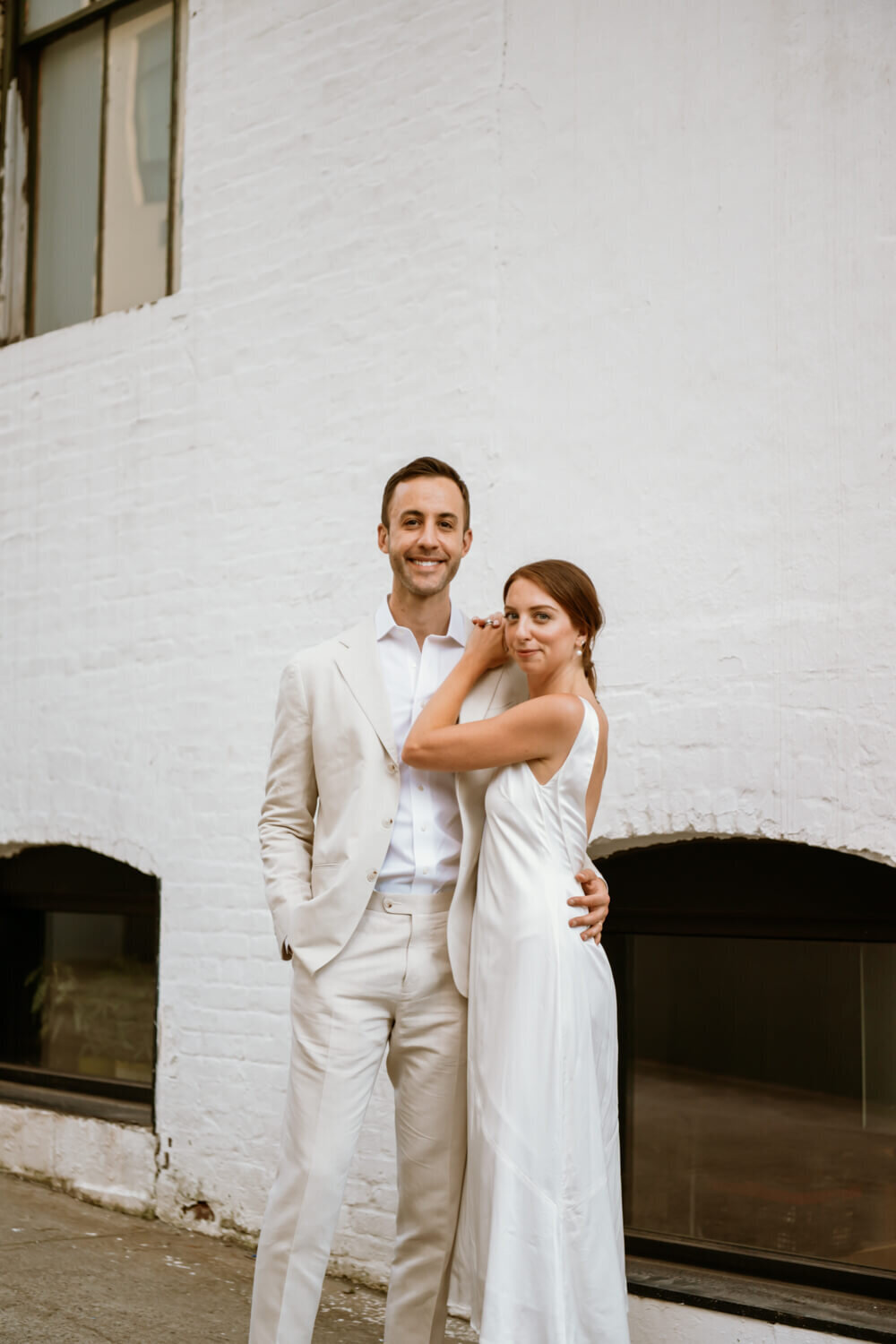 williamsburg.dominopark.engagementphotos.-3