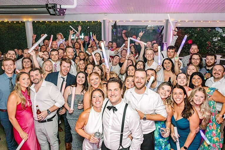 bay-pointe-inn-shelbyville-grand-rapids-michigan-wedding-photographer_0030