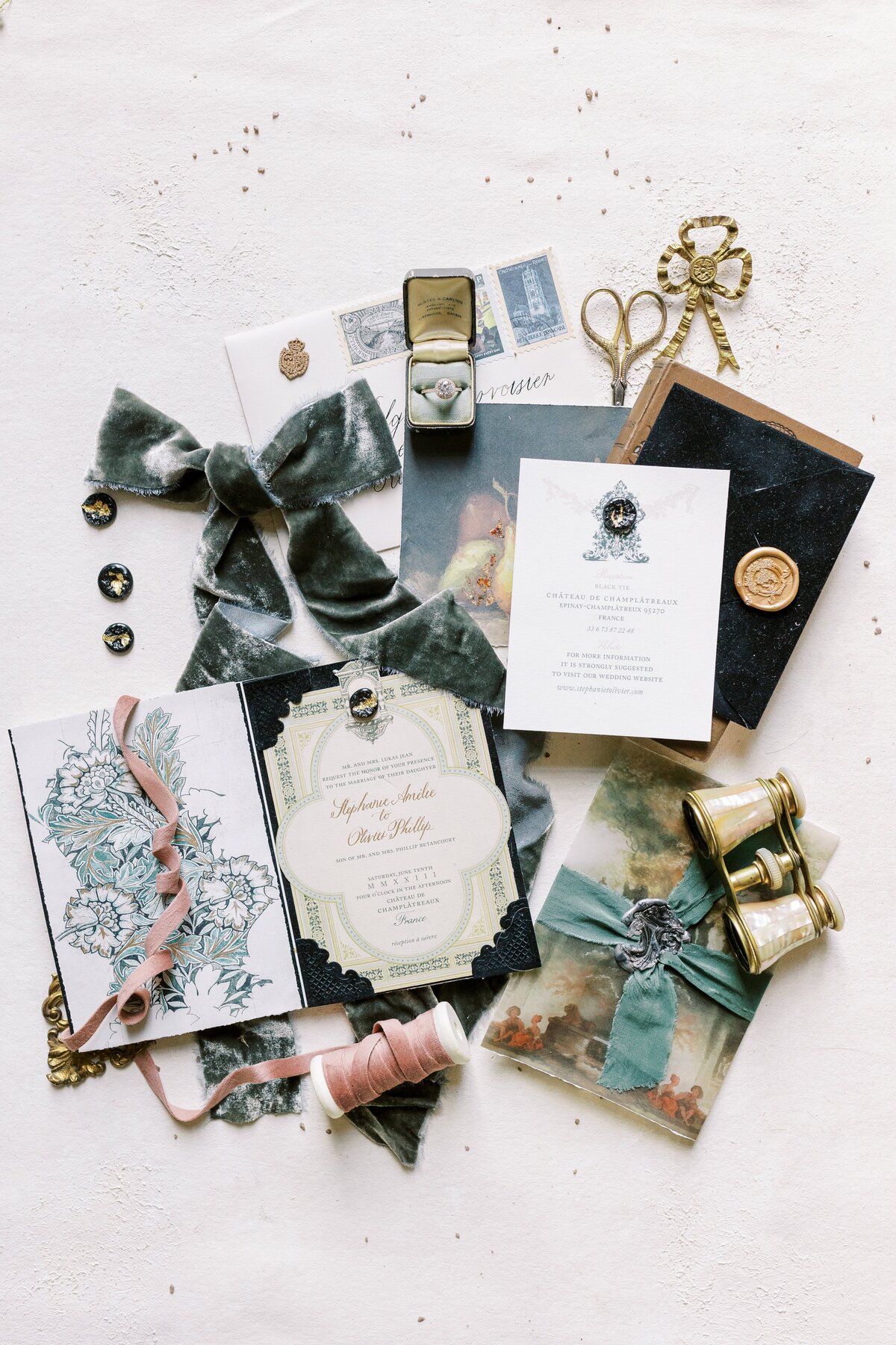 playful flat lay with black and vintage touch