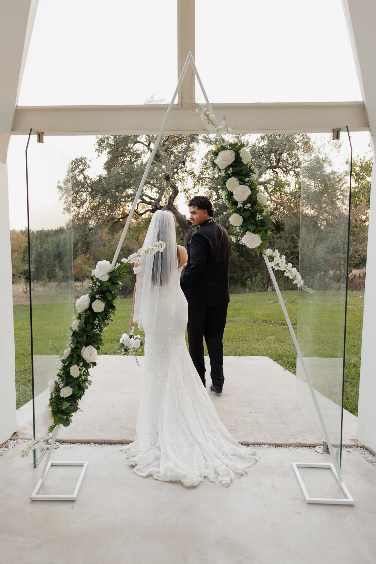 Lincoln Chapel Austin Wedding Photographer