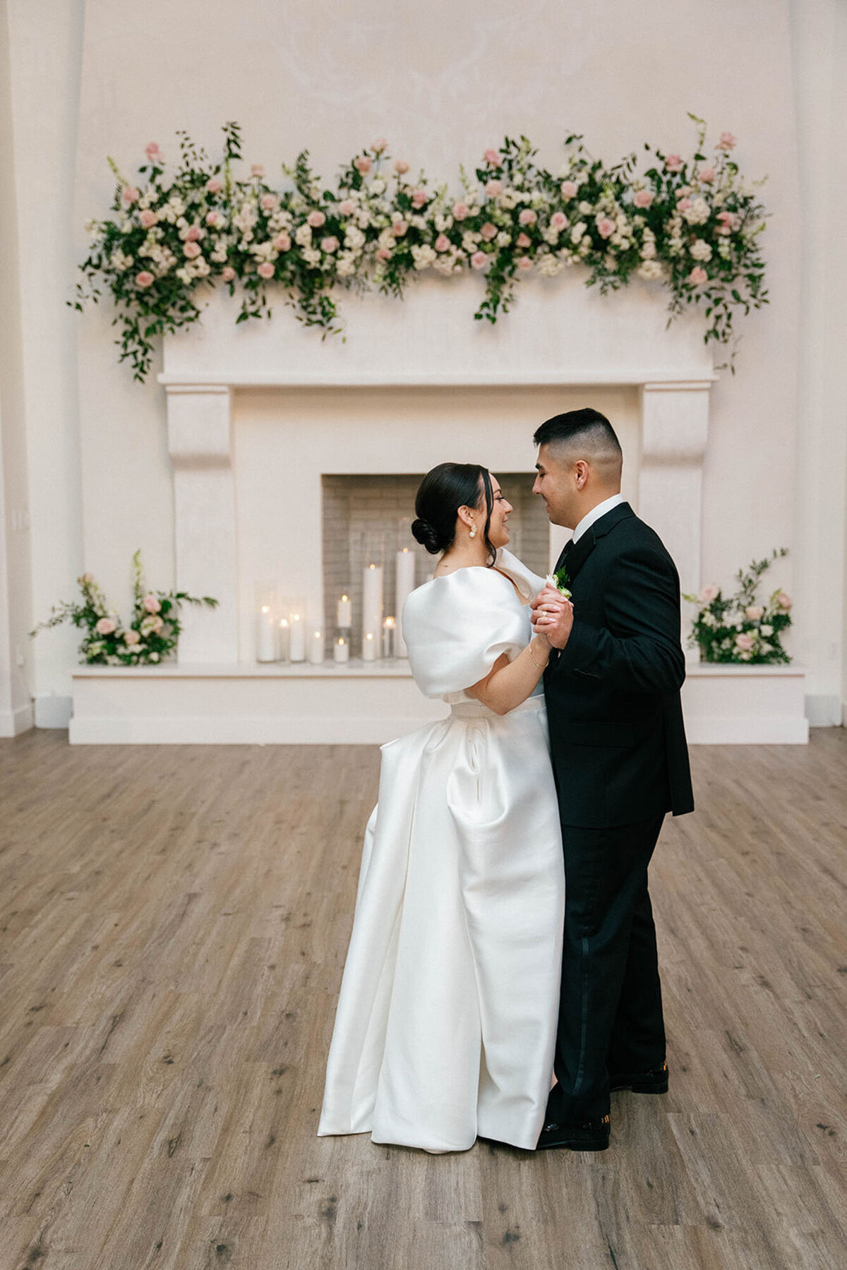 Lauren and Dylan's luxury wedding at Milicevic Family Vineyards