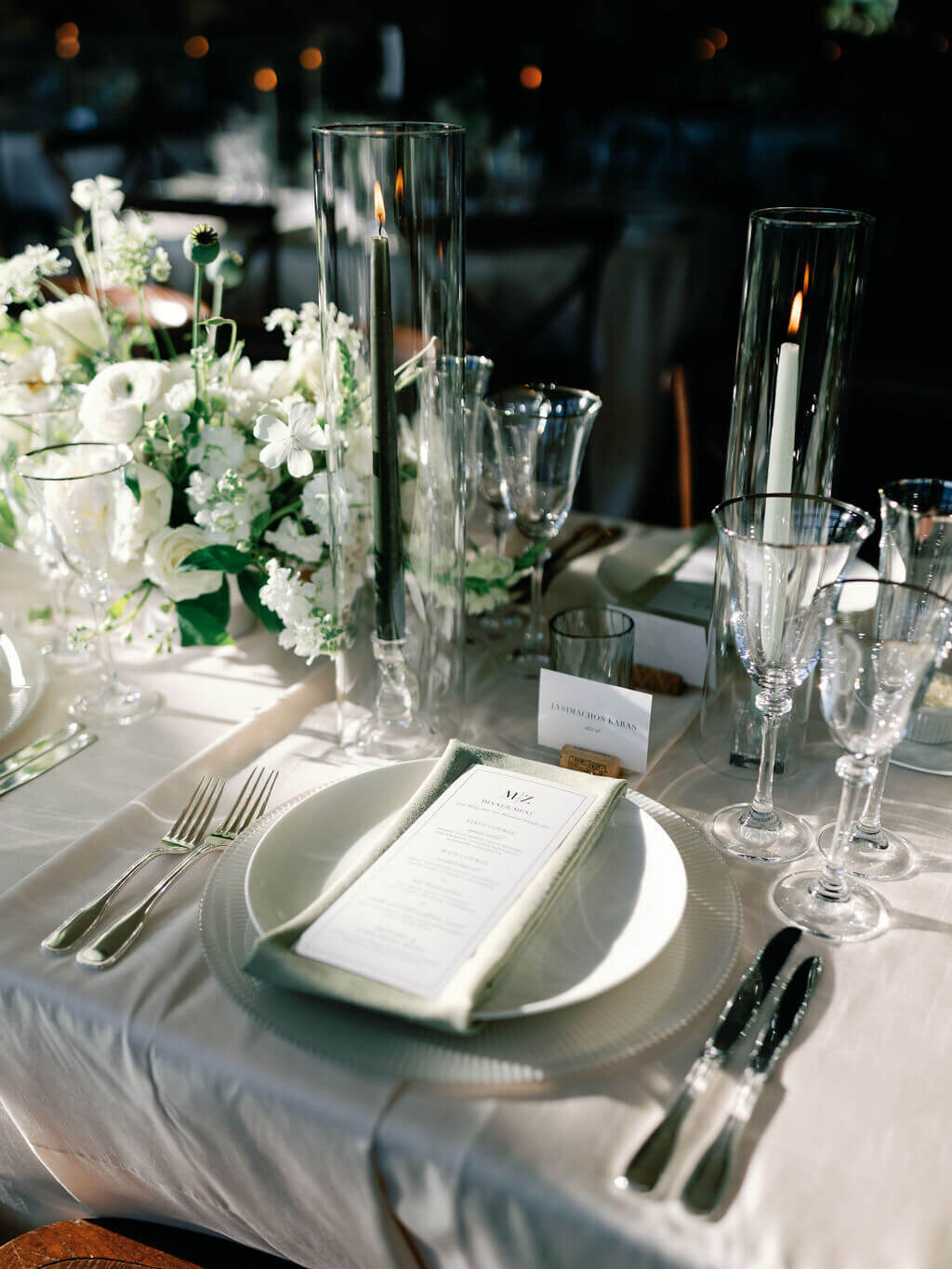 megan-zachary-moody-summer-wedding-reception-springvale-floral