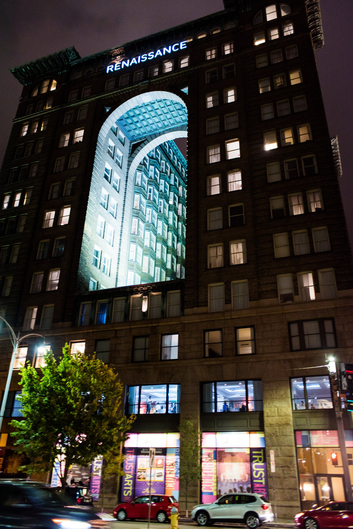 renaissance pittsburgh exterior photo night time during wedding