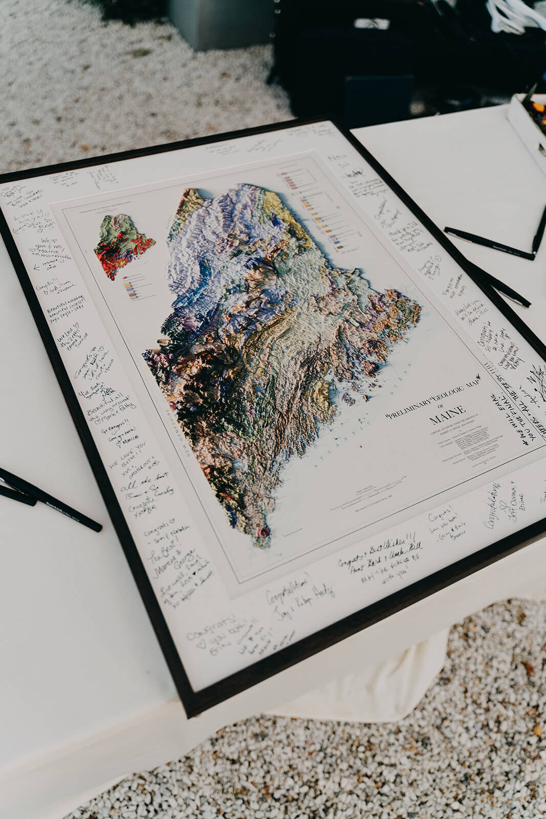 66.wedding-guestbook-framed-map-with-signatures-wedding-detail