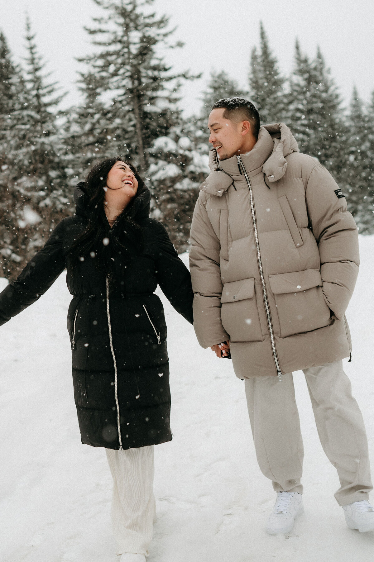 S-R_Winter-Elopement-Quebec-138