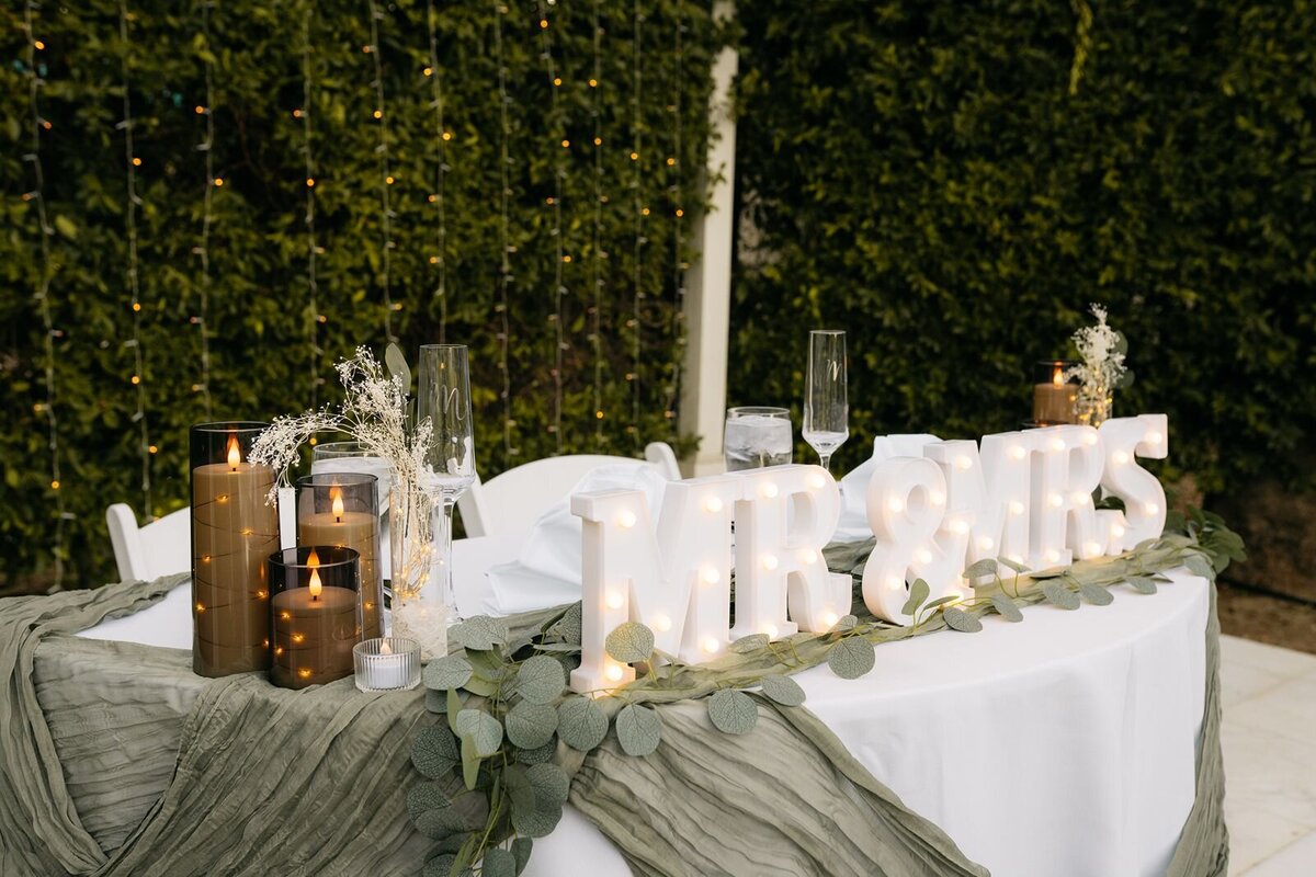 Monique and Van Sneek Peek-18