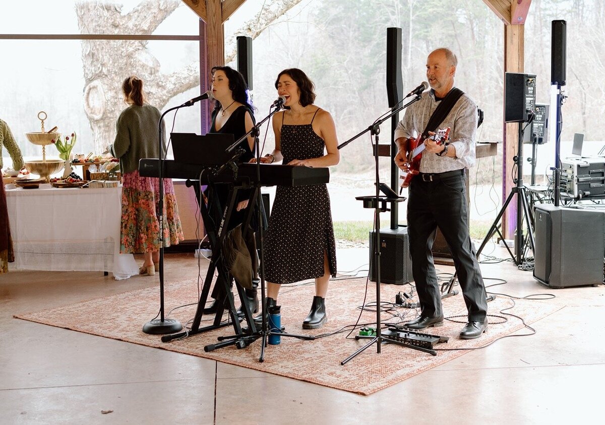 Durrant-Farms-Estate-Asheville-NC-Wedding-Venue-Yaseli-Olivera-Photography-153 Large