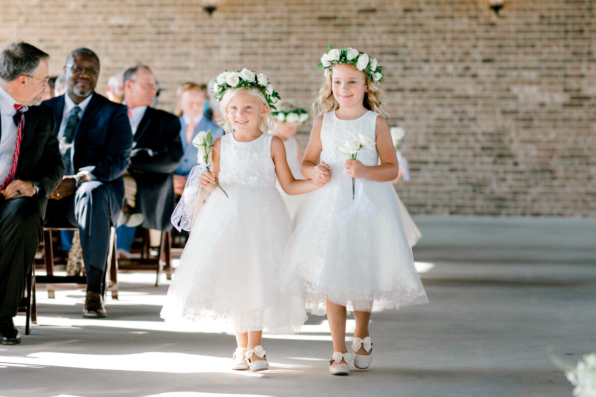 Lexi Broughton & Garrett Greer Wedding at Dove Ridge Vineyards | Sami Kathryn Photography | Dallas Wedding Photography-110