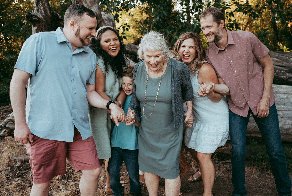 family session with grandparents