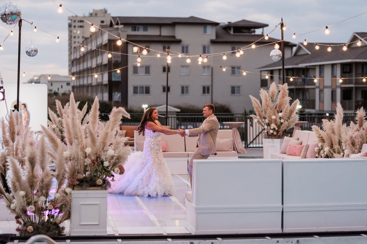 The Isles Beach Club Wedding | Blue Satin Bee 14