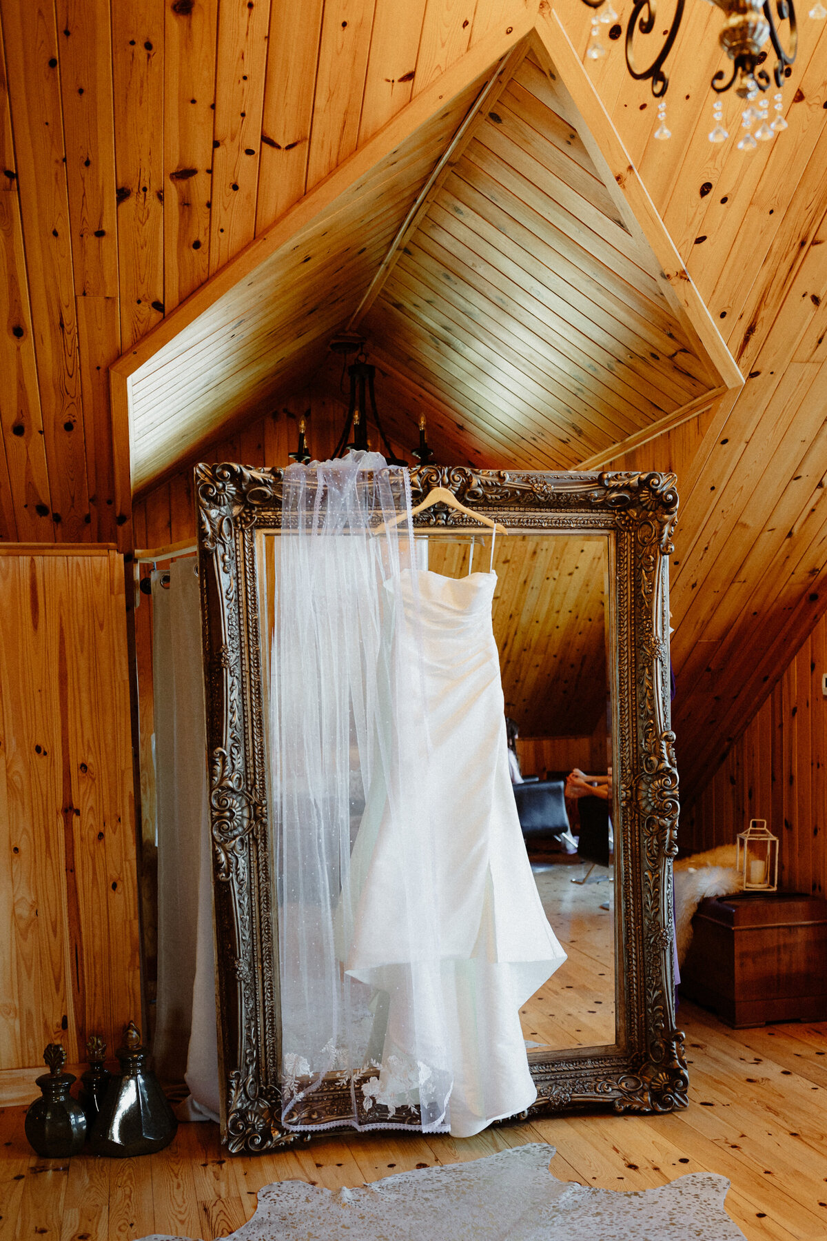 documentary-wedding-photographer-fall-wedding-at-tranquility-acres-59