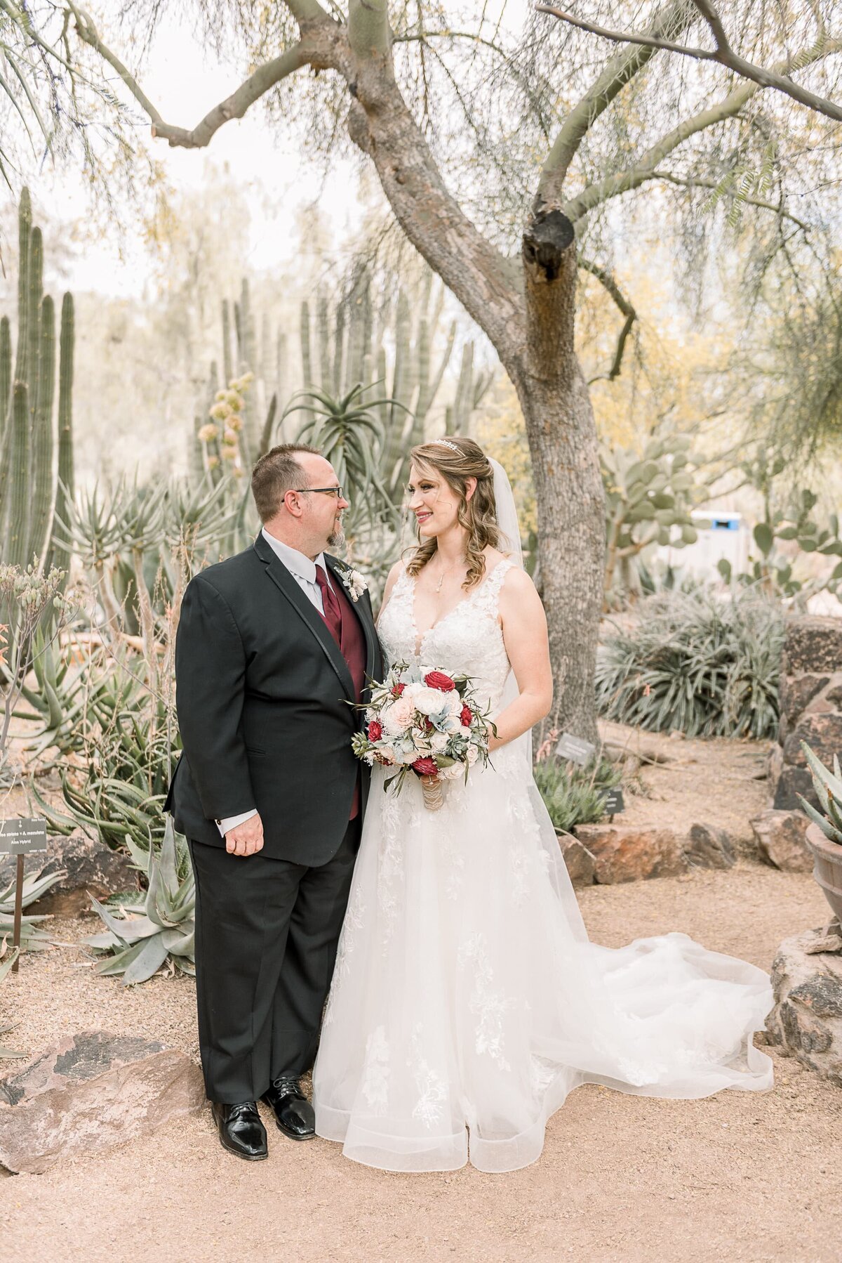Phoenix-Wedding-Photographer-Desert-Botanical-Garden-1135