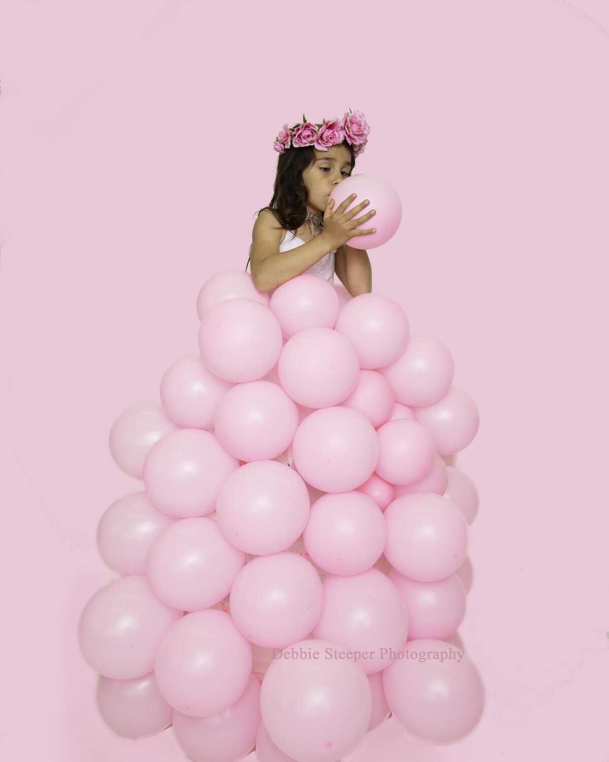 child-photography-girl-photoshoot-pink-balloons