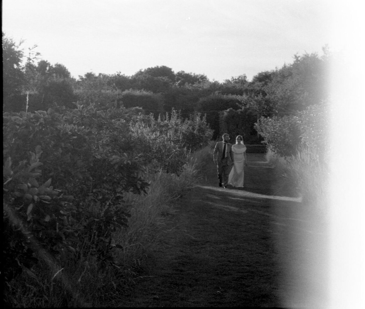 film-wedding-photographer-ireland-35mm-luxury (70)