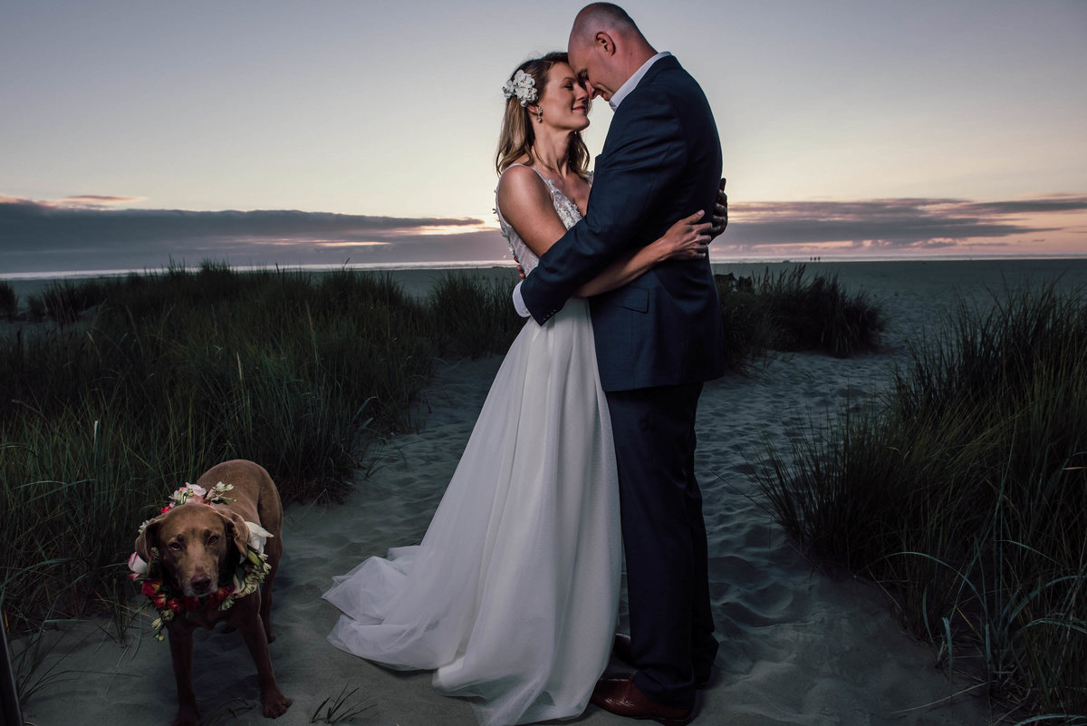 9Louisa-rose-photography-wedding-photographer-seaside-Cannon-Beach-Astoria-oregon