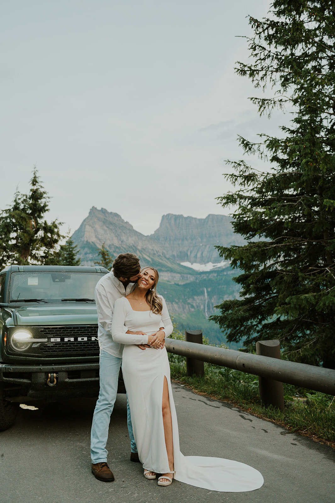 presley-gray-glacier-national-park-elegant-elopement-1841