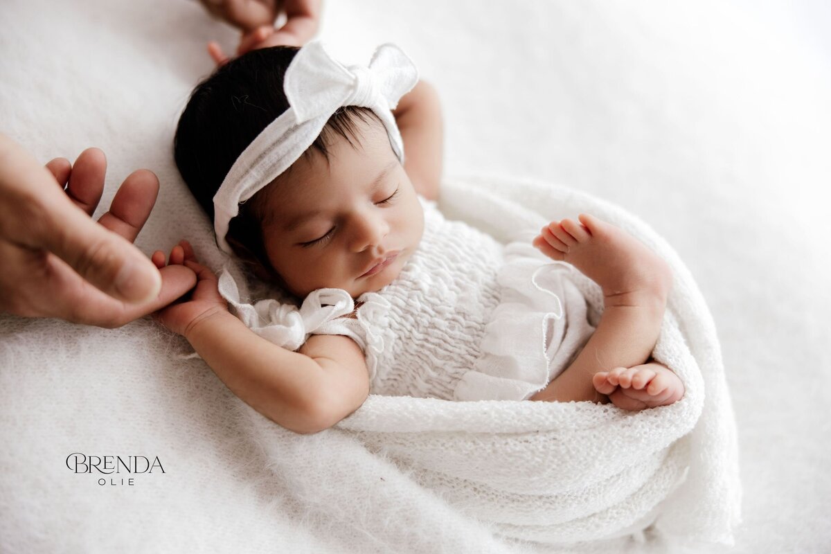 00028brenda-olie-natural-newborn_2500px