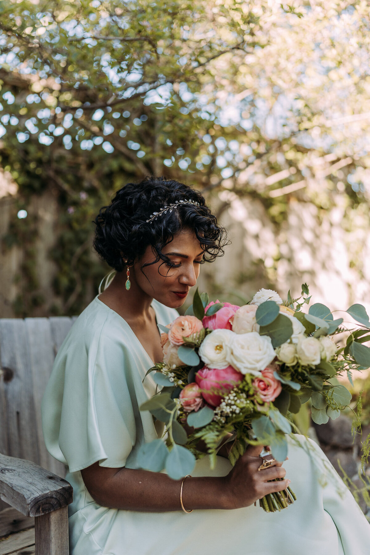 Joyce Li Photography Destination Wedding Elopement Engagement Lifestyle Portrait Photographer West Coast Seattle Washington California hastingshousegardenwedding-43