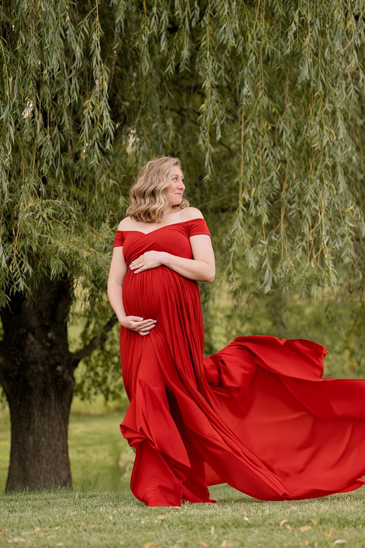 06_09_2024_TaylorMaternity_farm-Studio-287_WEB