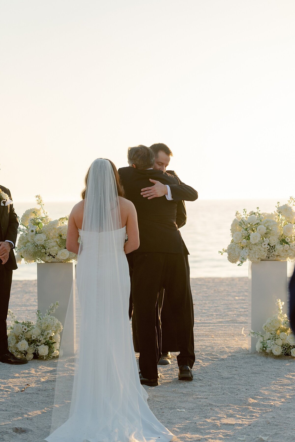 Lido-Beach-Resort-Wedding_0044