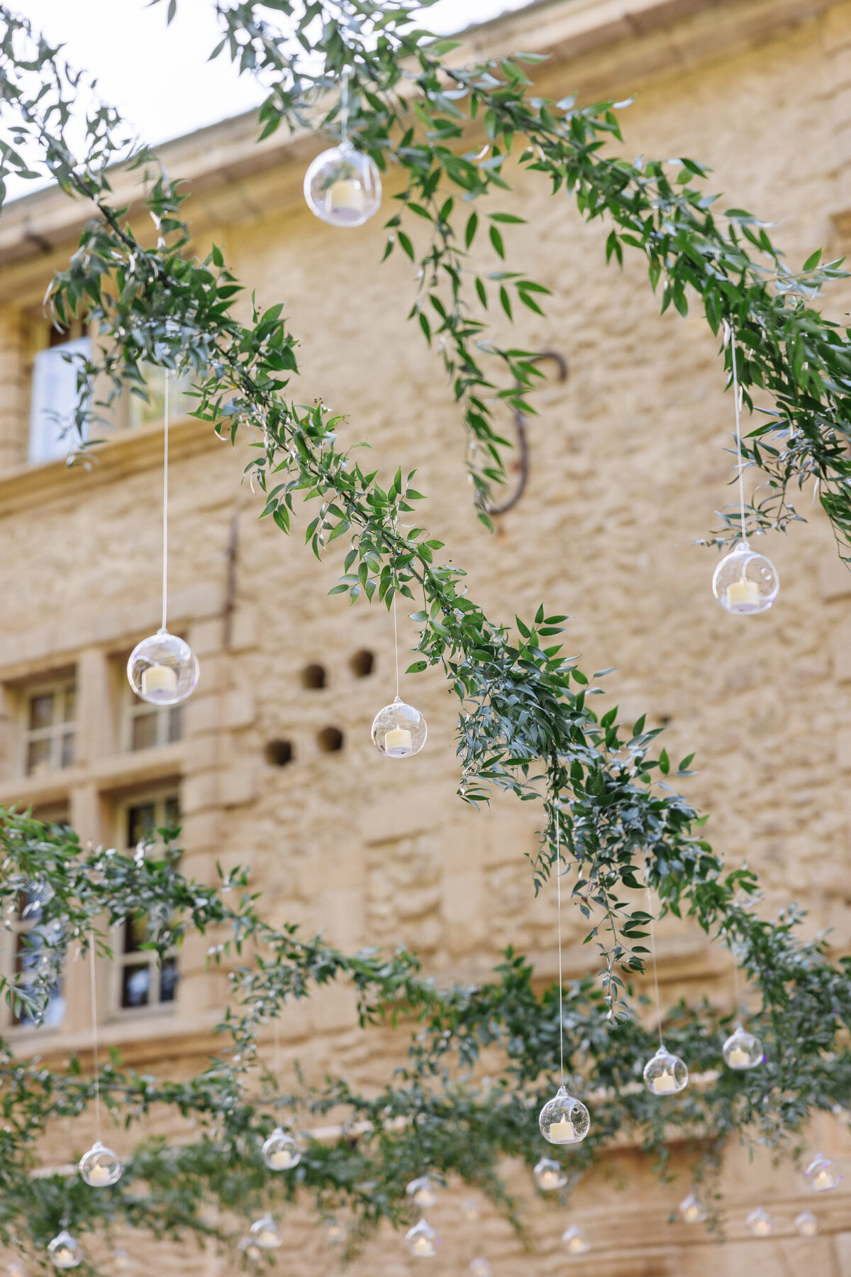 Wedding-hanging-candle-baubles