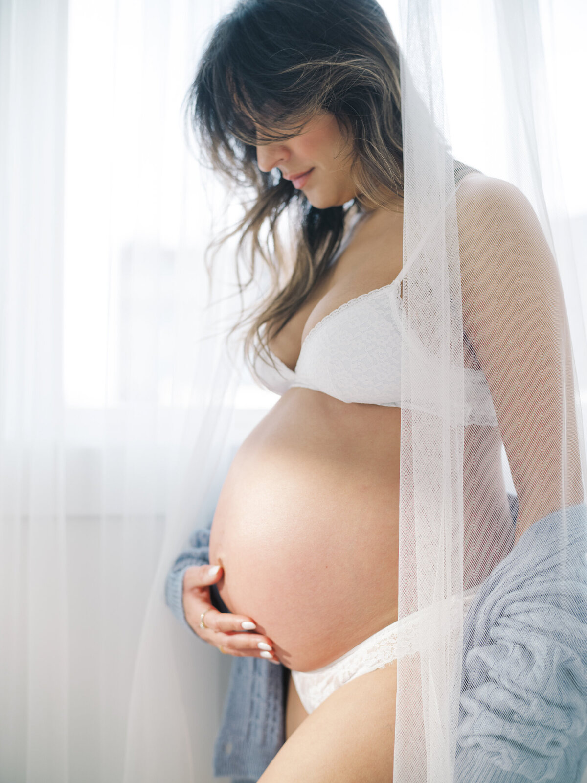 seattle-maternity-boudoir-studio