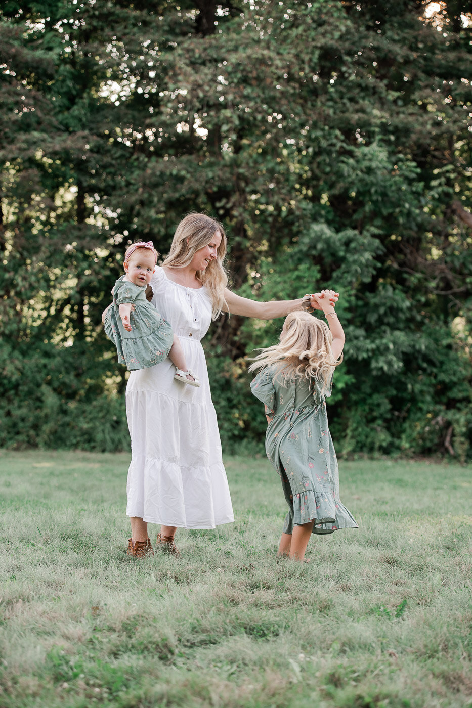 cleveland-ohio-family-photographer-summer-golden-hour-24