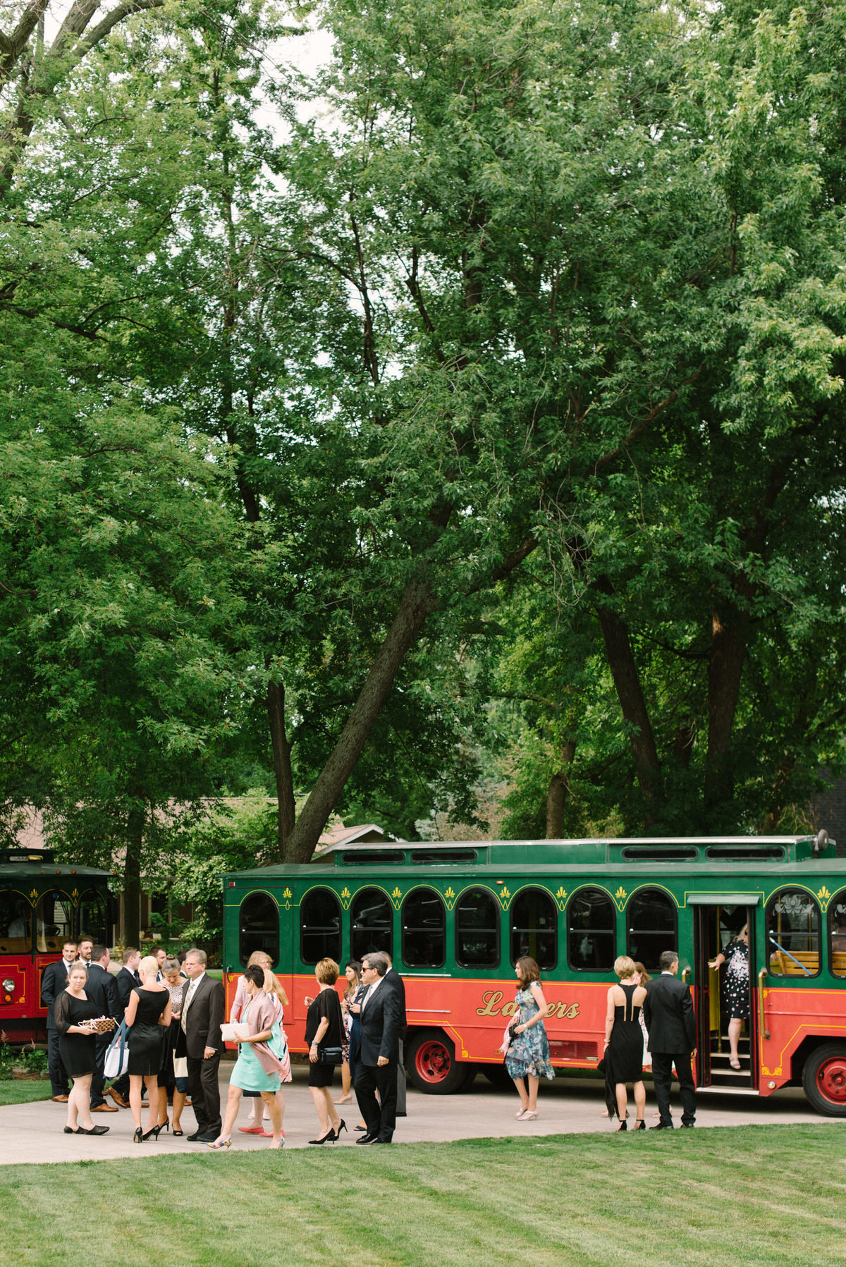 trolley, wedding transportation
