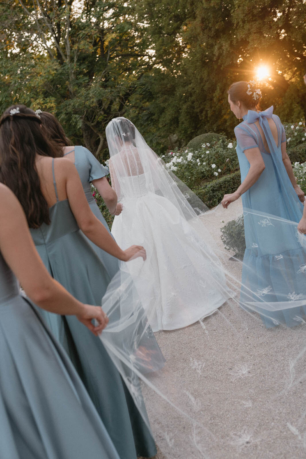 Flora_And_Grace_Editorial_France_Analog_Editorial_Wedding_Photographer (1 von 1)-44