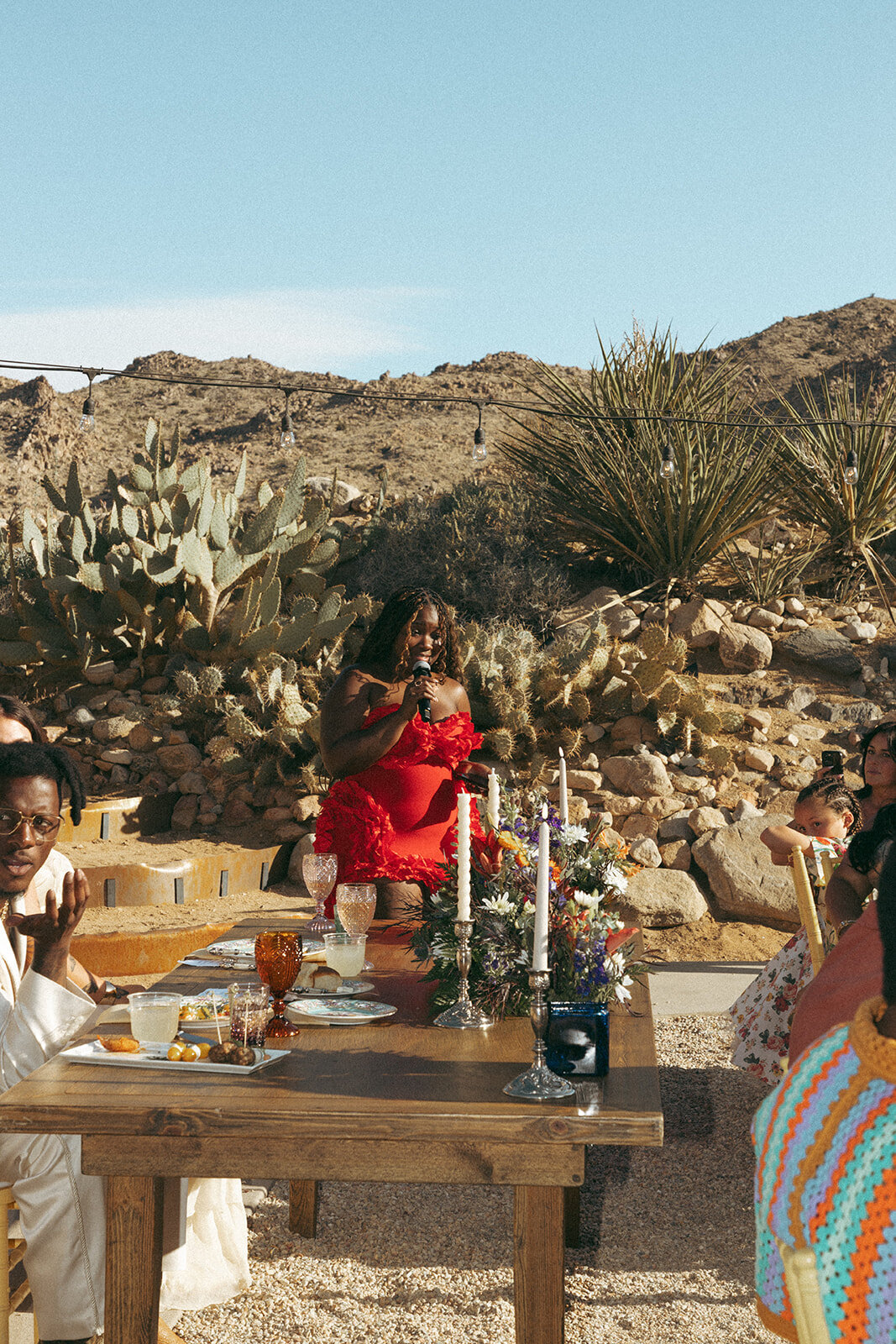Faye-Fern-Creative-GoldenVibesPhoto-Sacred-Sands-Joshua-Tree-Wedding-Richie-James-Clara-Critchfield-Reception-32