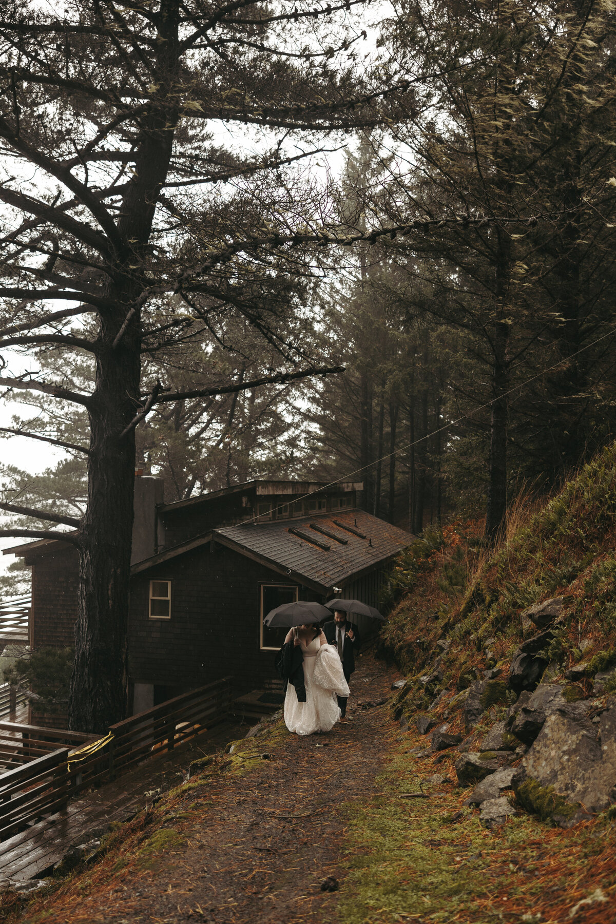 beckyzachbrookingsoregonelopement20