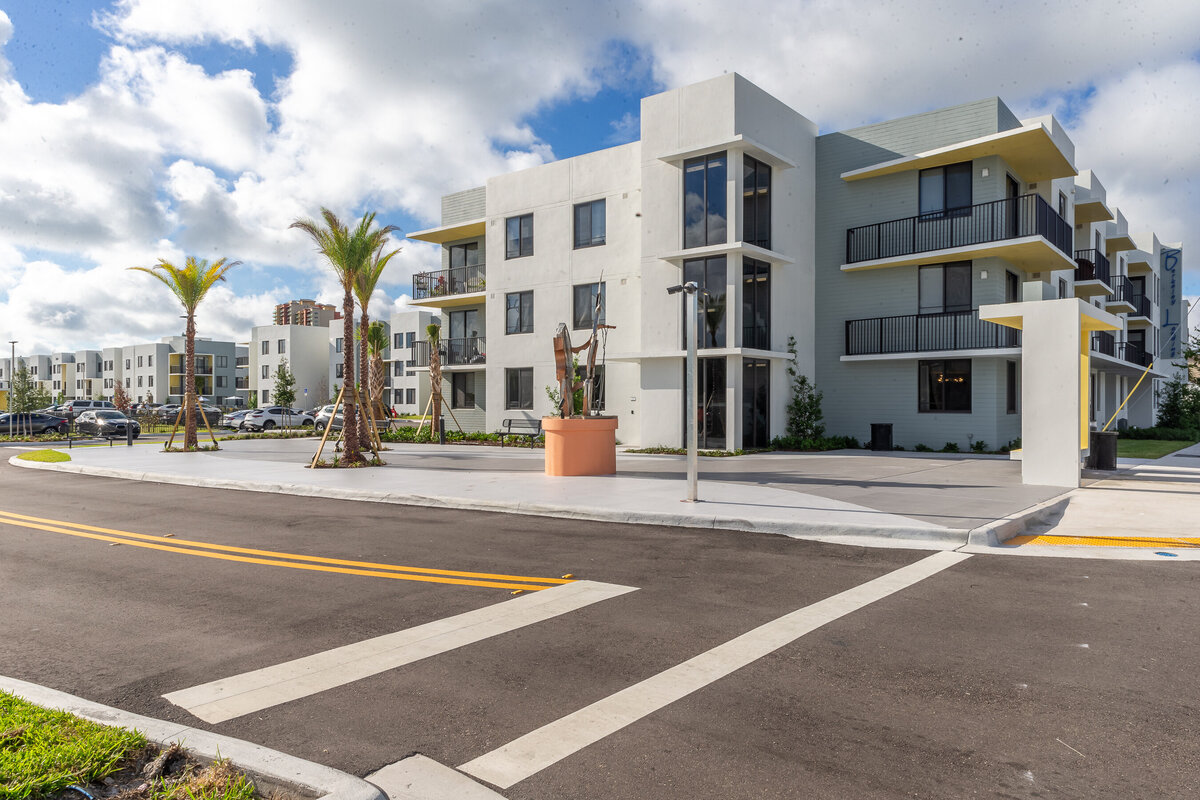 062524BERKELYPALMBEACH-30