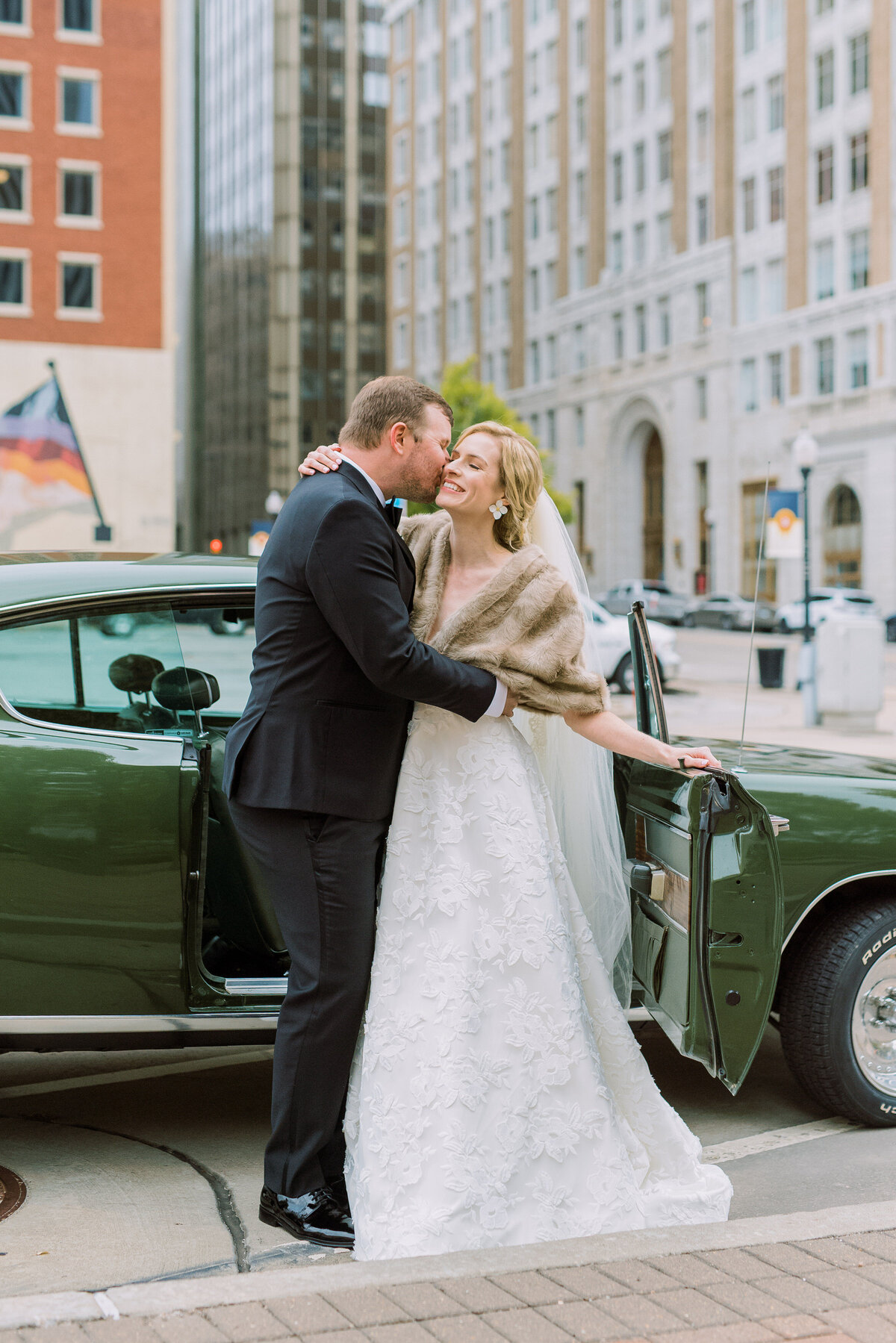 vintage-car-downtown-tulsa-wedding