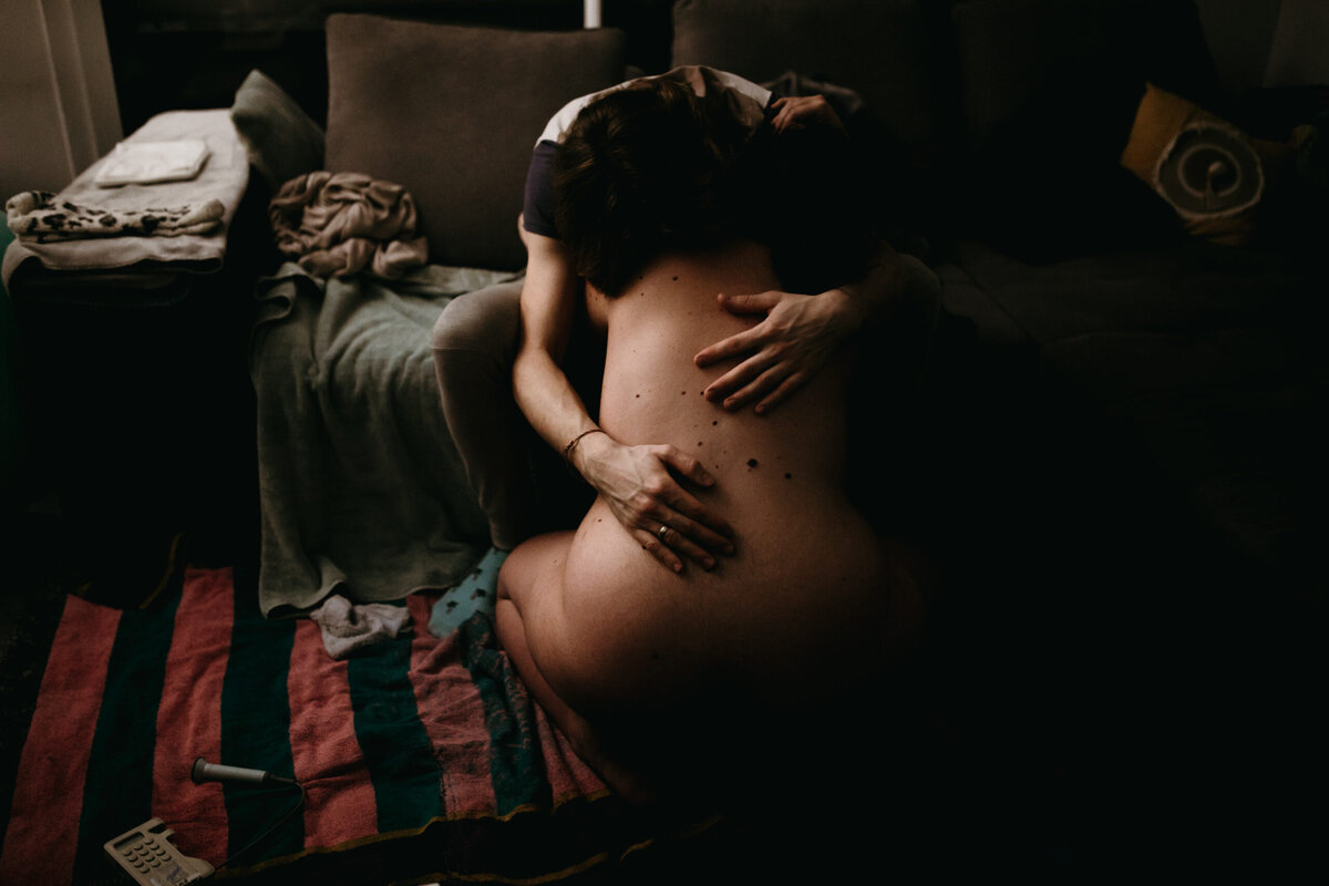 accoucher chez soi - documenter la naissance a domicile - vanessa amiot photographe