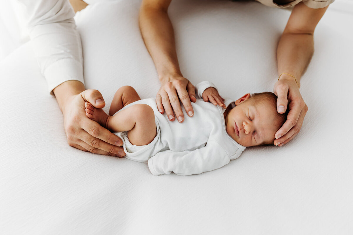 Newbornshoot_in_de_studio_Tine_Storms_Photography-20