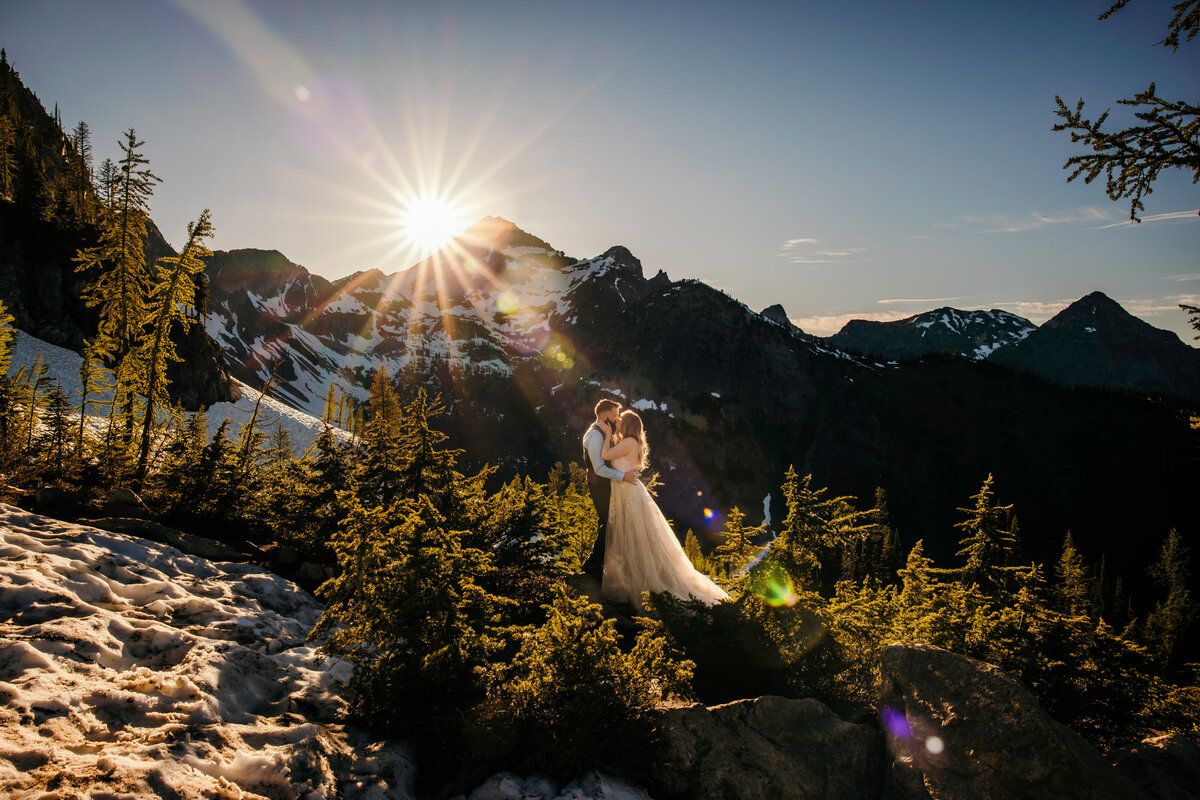 Seattle-adventure-elopement-photographer-James-Thomas-Long-Photography-050