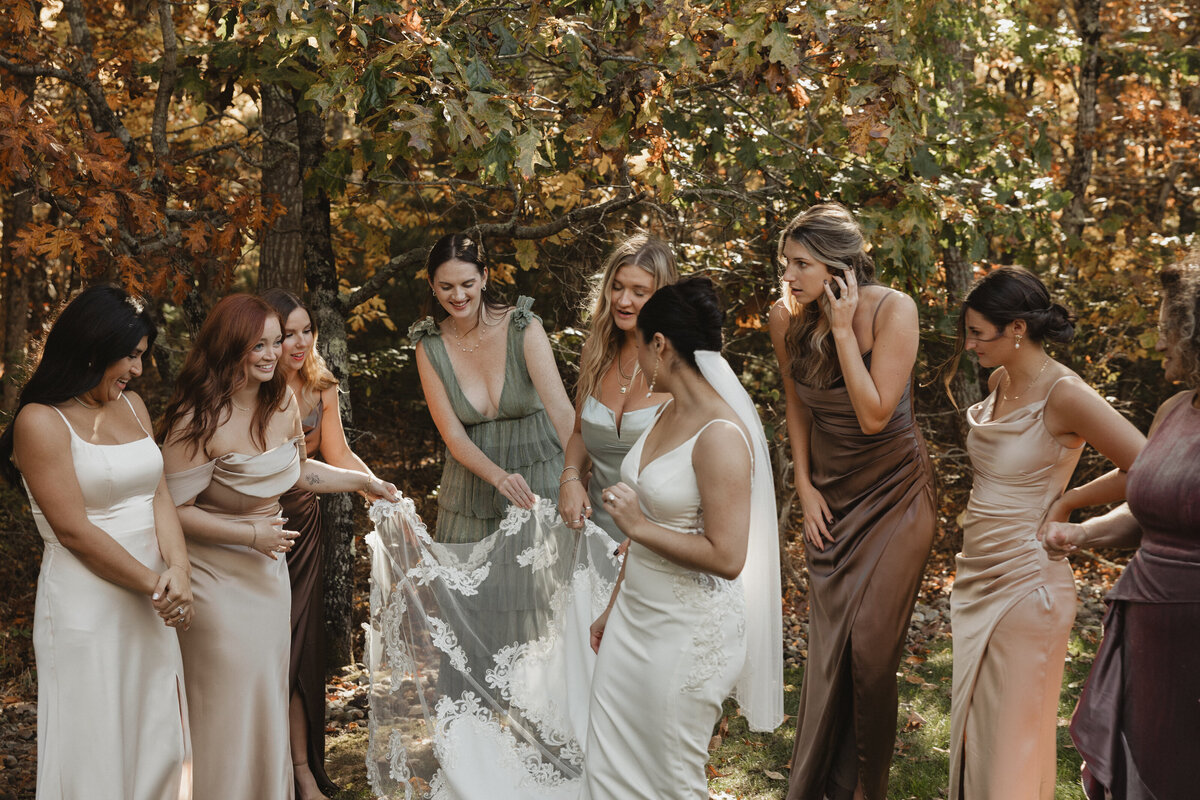 danielleandhunter_emilyarwinephotography-932