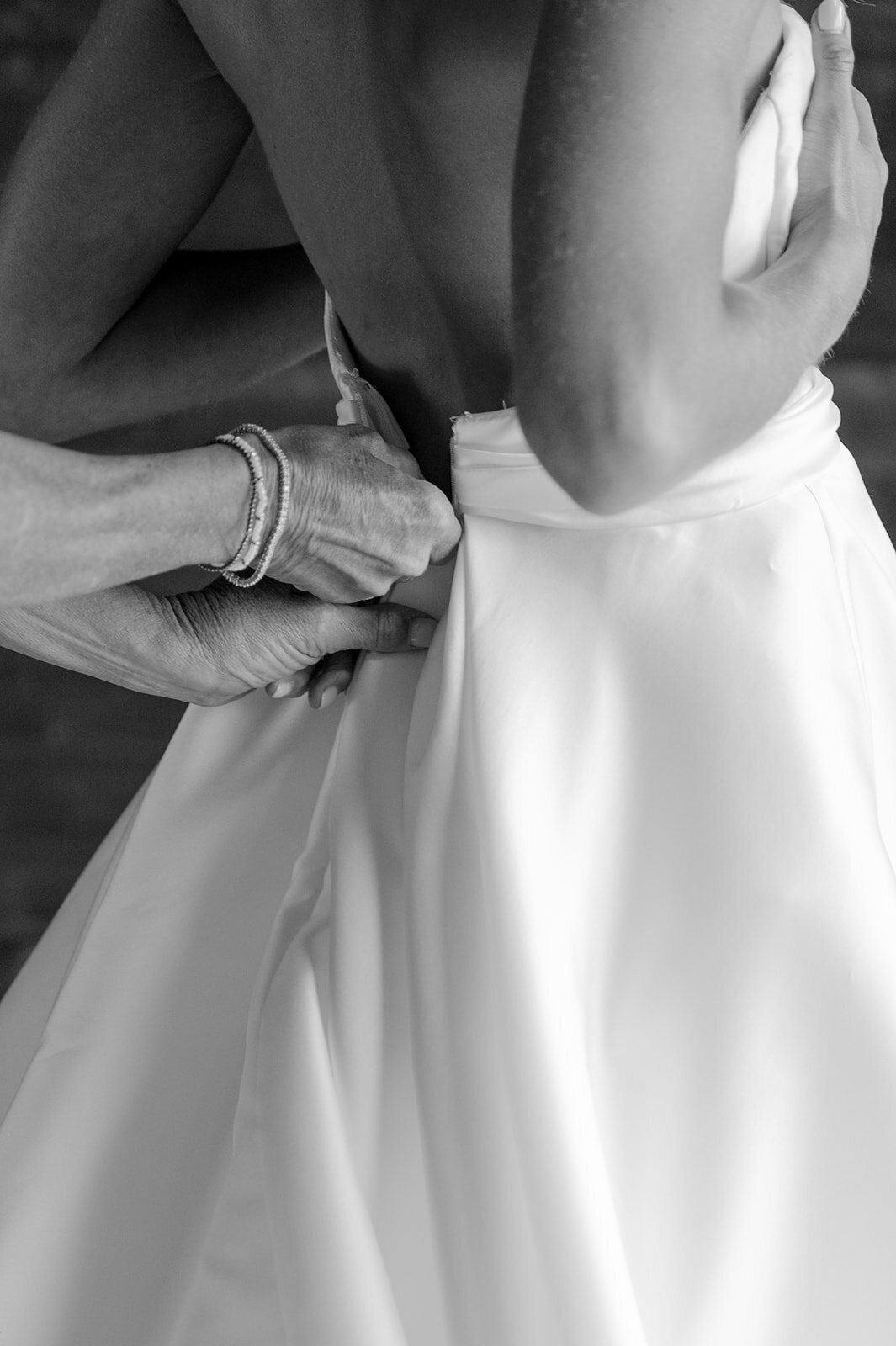 presley-gray-photo-Deerlodge-rustic-western-Montana-wedding-3518