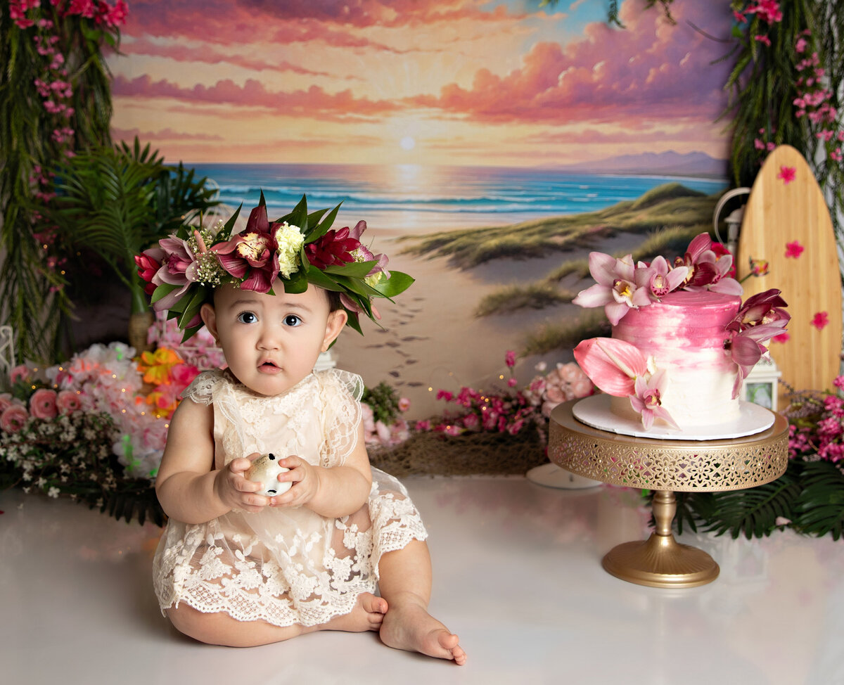 San Antonio photography image first birthday hawaiian princess with custom cake 
