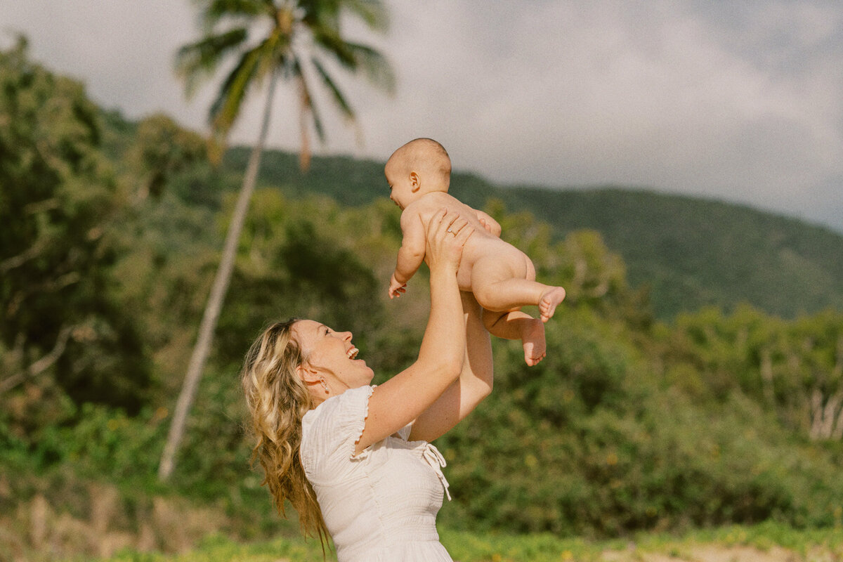 ellis-beach-sunrise-family-engagement-shoot-216