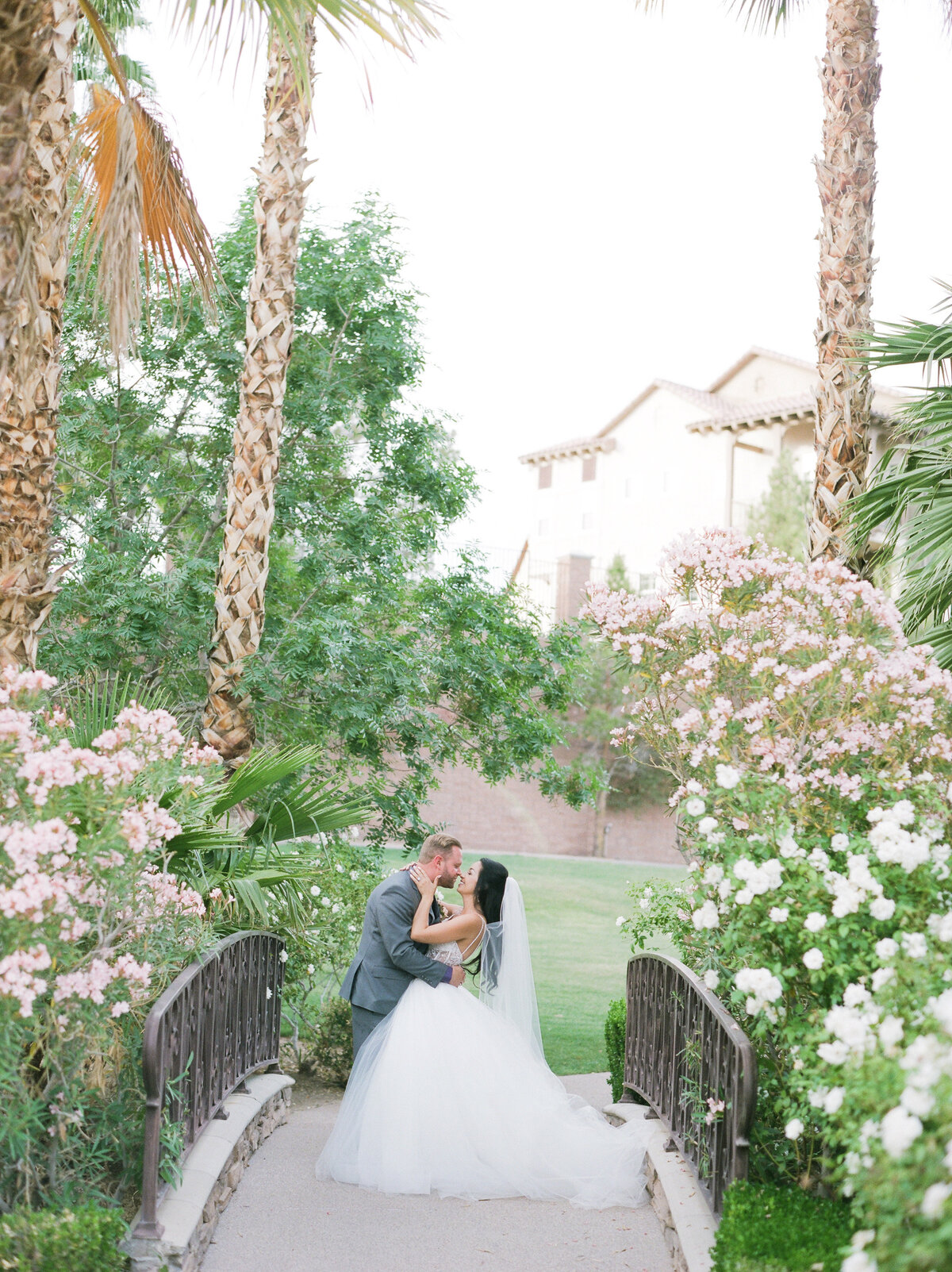 Alexa + Justin Wedding Sneaks (film)-1048