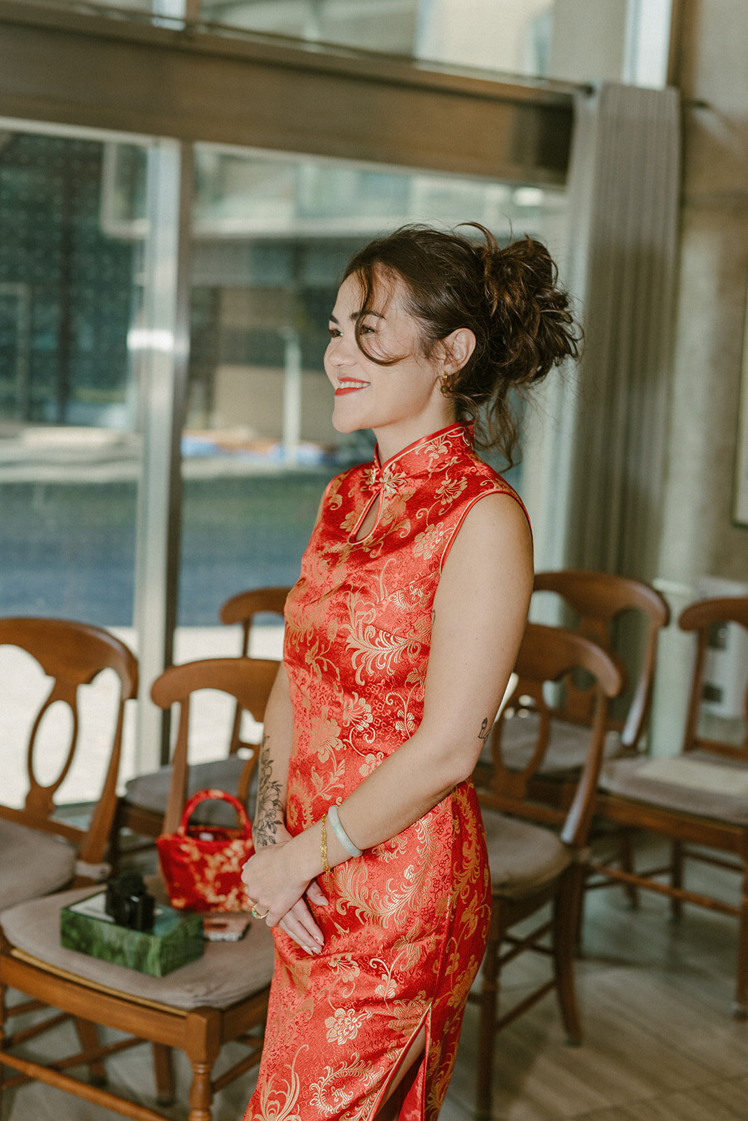toronto-city-elopement-city-hall-ttc-subway-sugar-beach-fun-romantic-sumer-wedding-2712