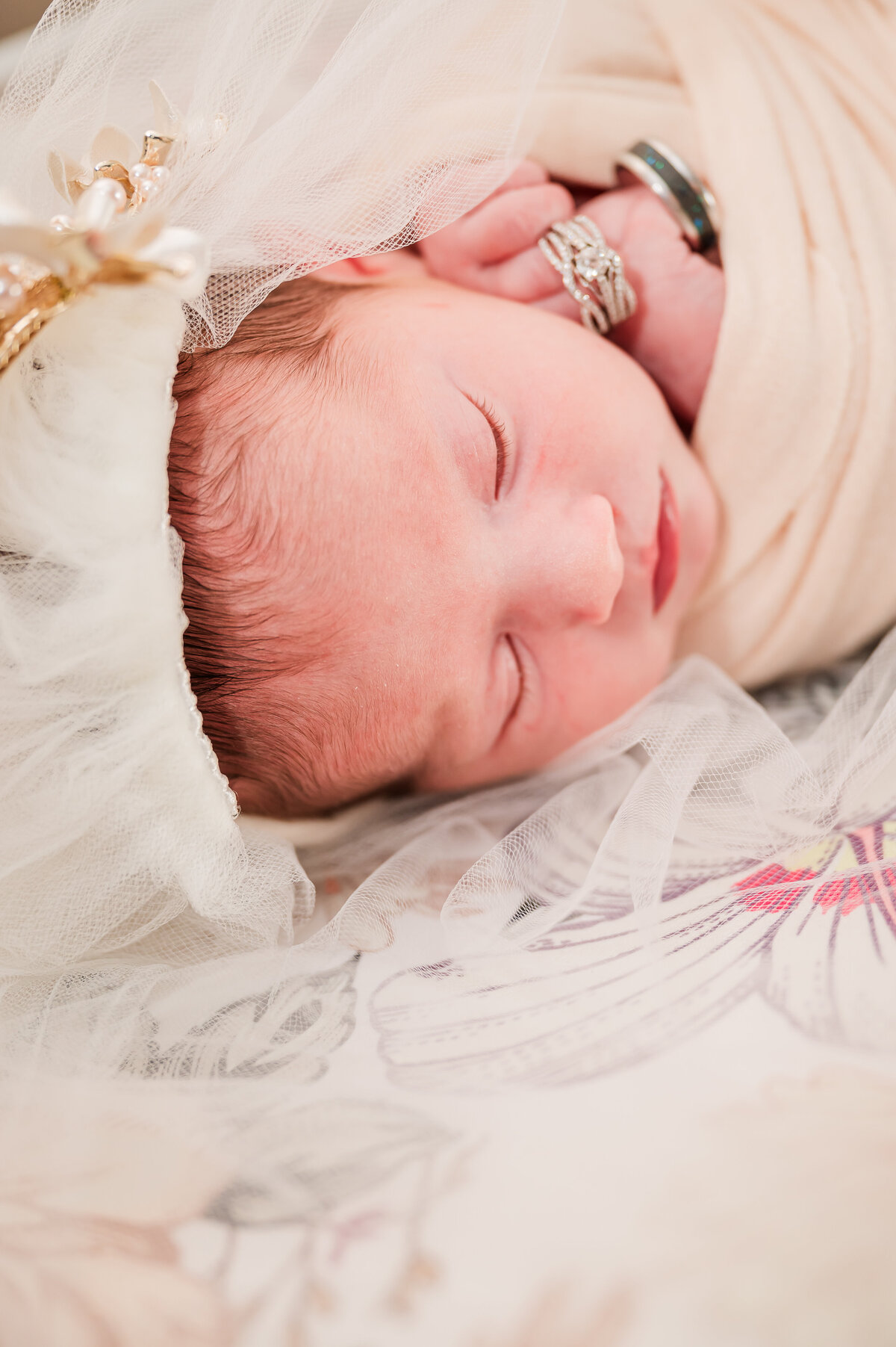 lifestyle newborn session