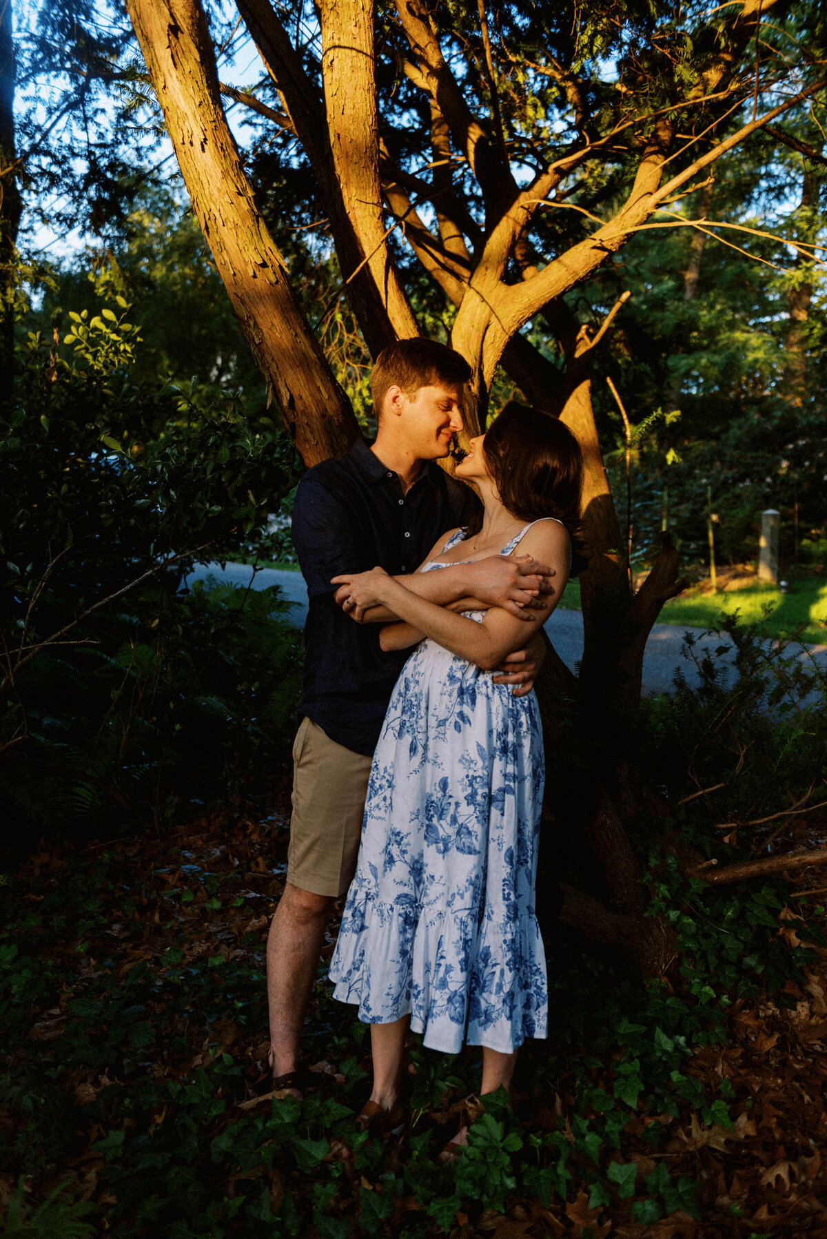 GreenhouseGardenEngagement_InHomeSession_TaylorNicollePhoto-2