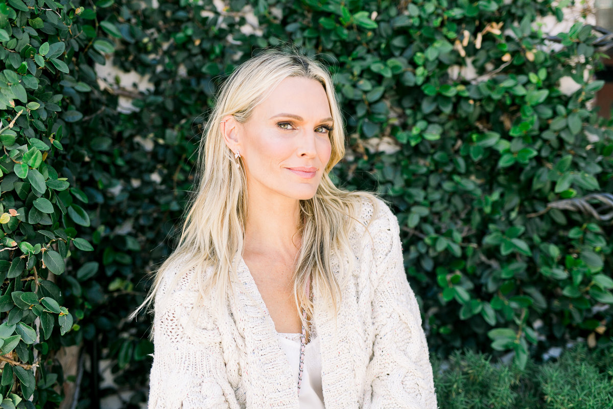 86Molly Sims by Smith House Photo -