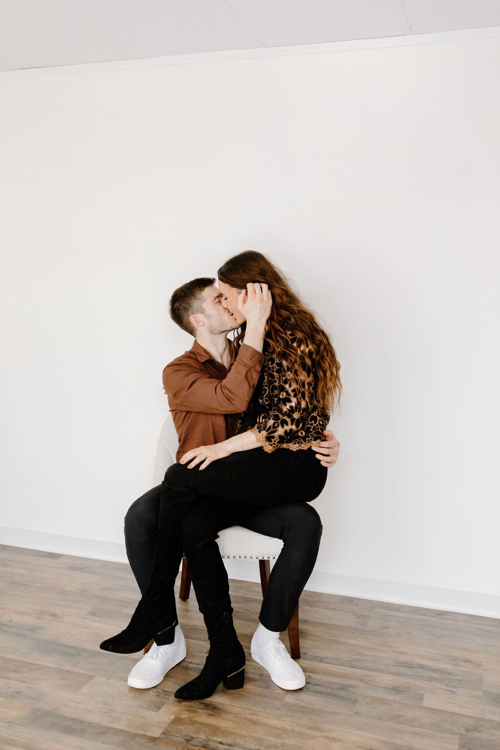 christina_ney_photography_wedding_engagement_lifestyle_photographer_dubuque_iowa_wedding_planning_assistance_adventurous_bold_laidback Family Photography42