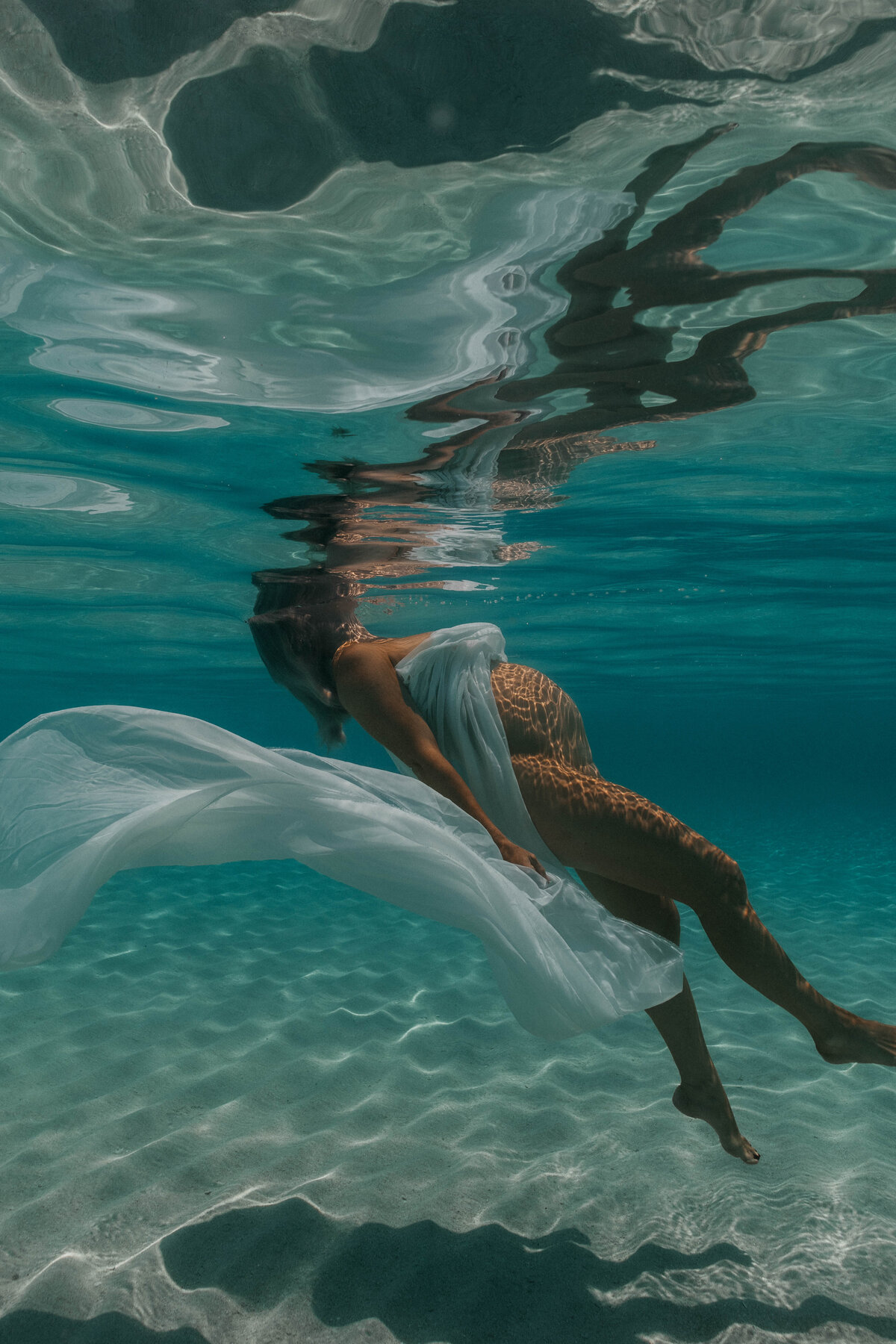 Underwater Maternity Photographer